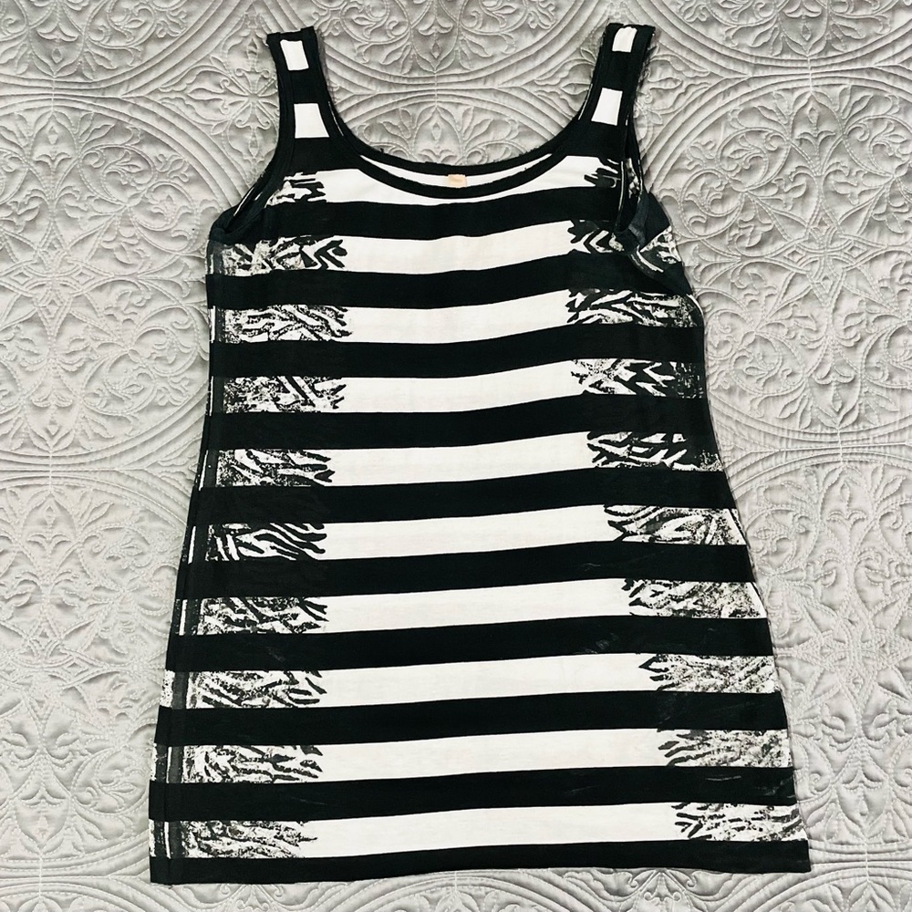 Bailey 44 Black and White Top
